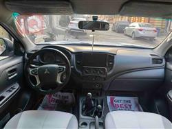 میتسوبیشی L200